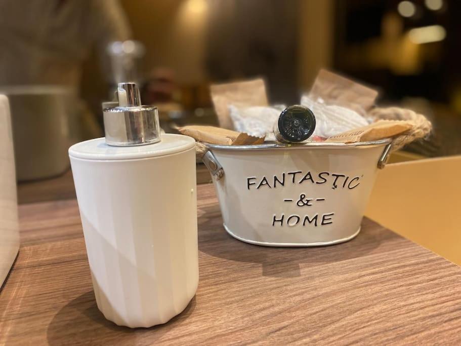 Montesantogroup Suite House Nel Centro Di Napoli Eksteriør billede
