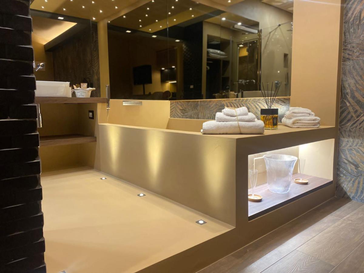 Montesantogroup Suite House Nel Centro Di Napoli Eksteriør billede